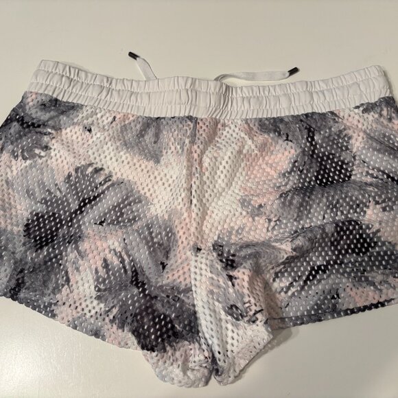 Fabletics NEW XL drawstring lined shorts in pink/gray/white - Picture 2 of 3